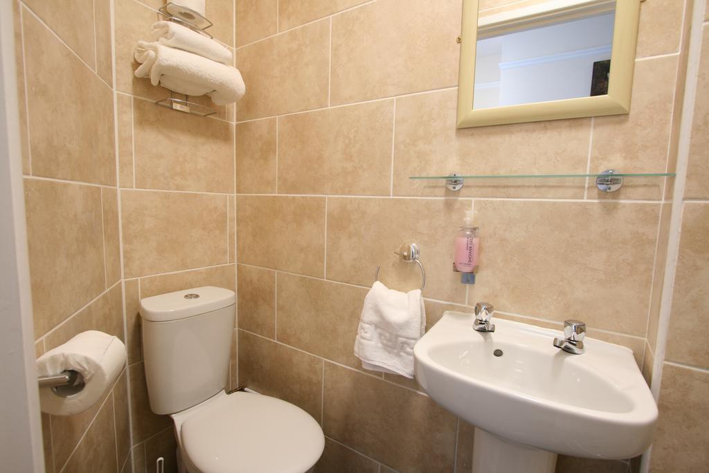 Central Hotel Cheltenham By Roomsbooked Exteriér fotografie