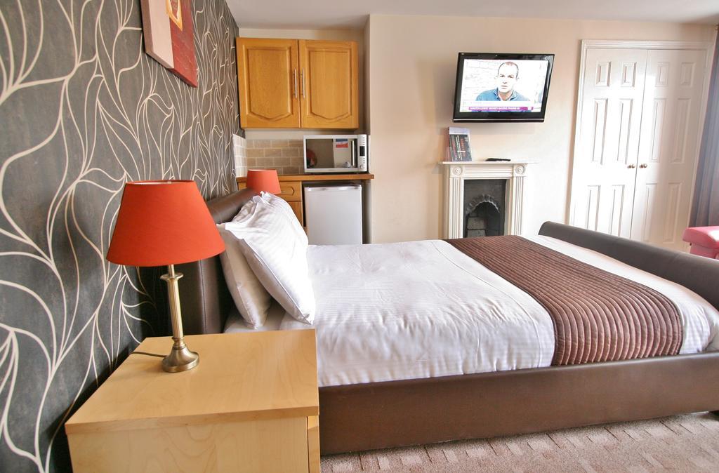 Central Hotel Cheltenham By Roomsbooked Pokoj fotografie