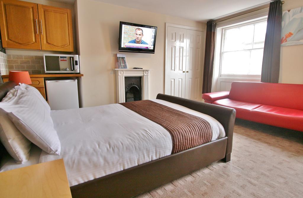 Central Hotel Cheltenham By Roomsbooked Pokoj fotografie