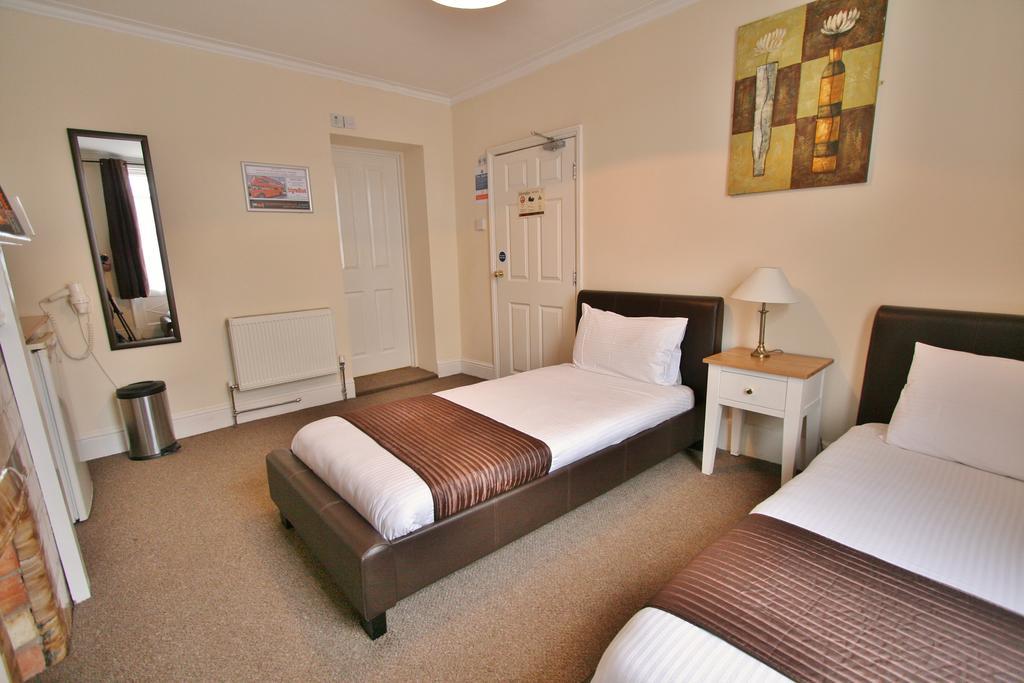 Central Hotel Cheltenham By Roomsbooked Pokoj fotografie